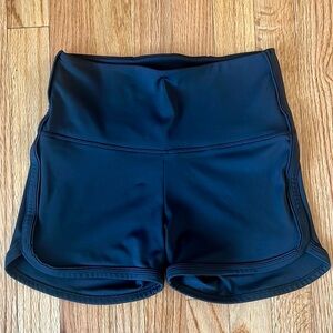 Victoria secret black  high waist curve hem short size small